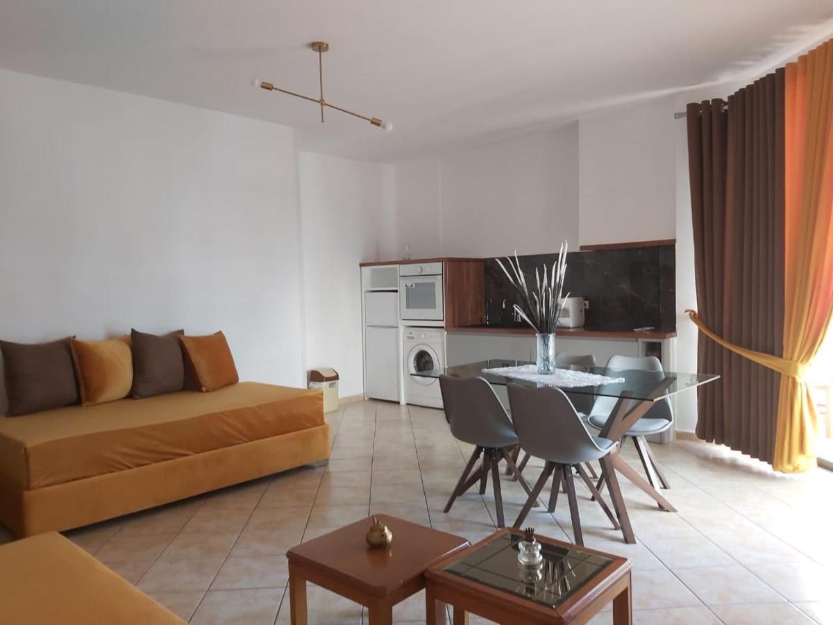 Flora Apartments Sarandë Exteriér fotografie