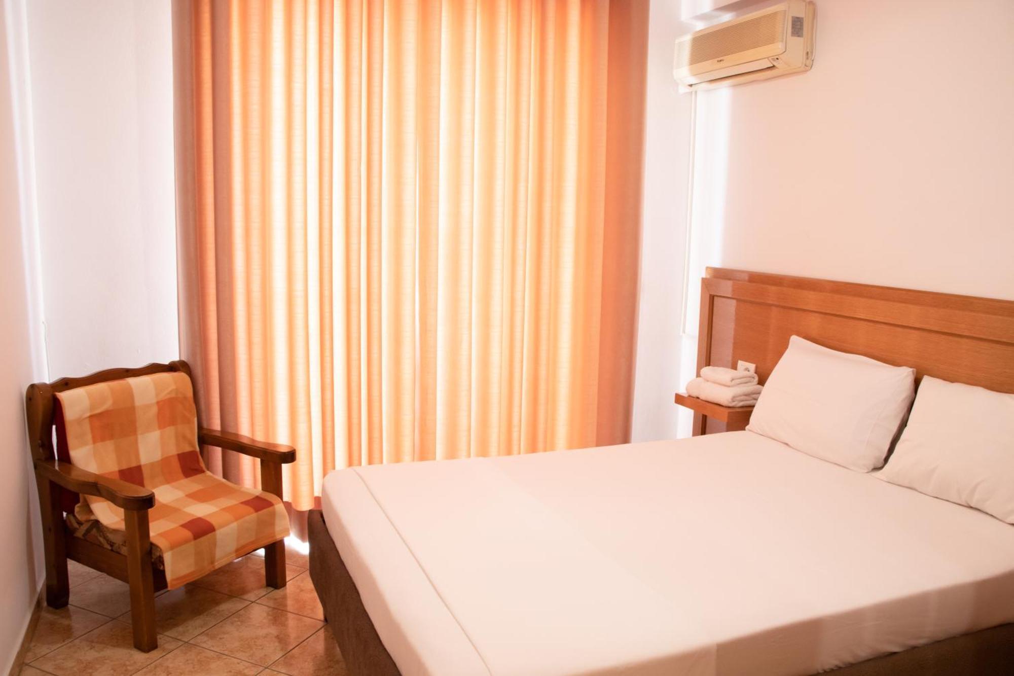 Flora Apartments Sarandë Exteriér fotografie