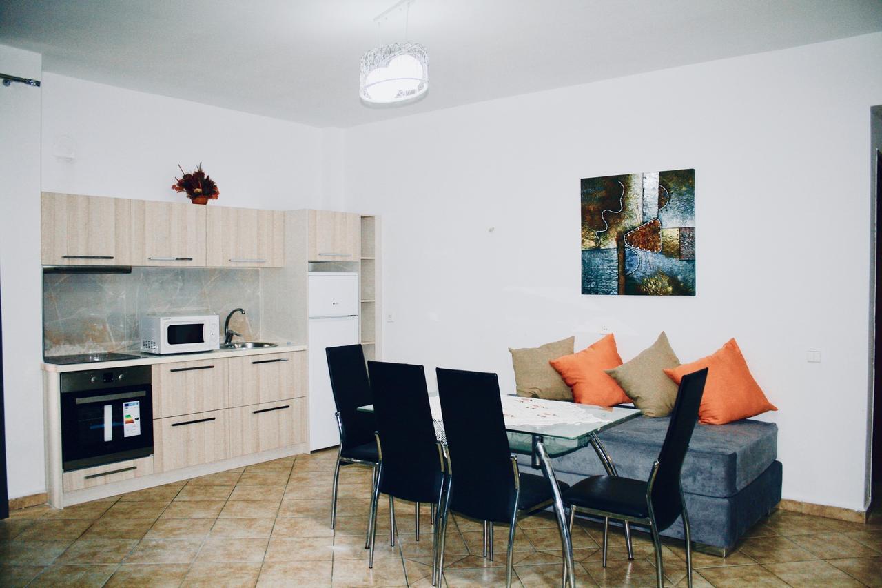 Flora Apartments Sarandë Exteriér fotografie